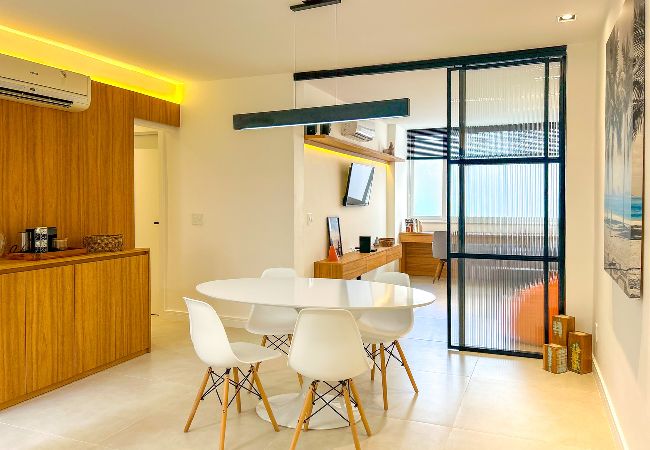 Apartment in Rio de Janeiro - Ótimo apto à 350m da praia de Copacabana/RJ Apartment in Rio de Janeiro - Ótimo apto à 350m da praia de Copacabana/RJ