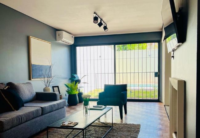 House in Mendoza - Casa con Pileta en 5ta Sección! House in Mendoza - Casa con Pileta en 5ta Sección!