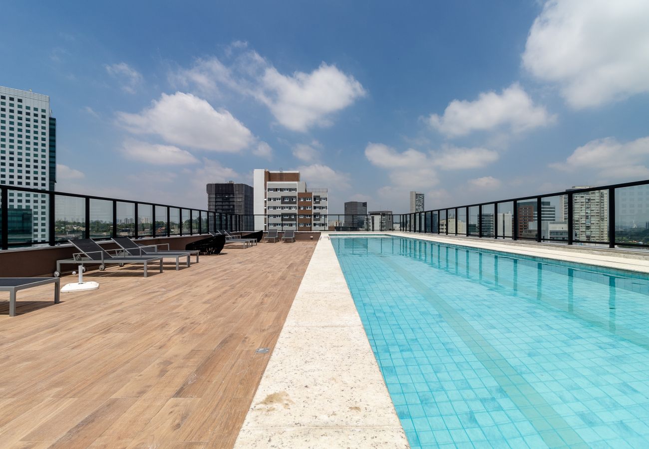 Studio in São Paulo - BSide Pinheiros with A/c, GYM and swimming pool