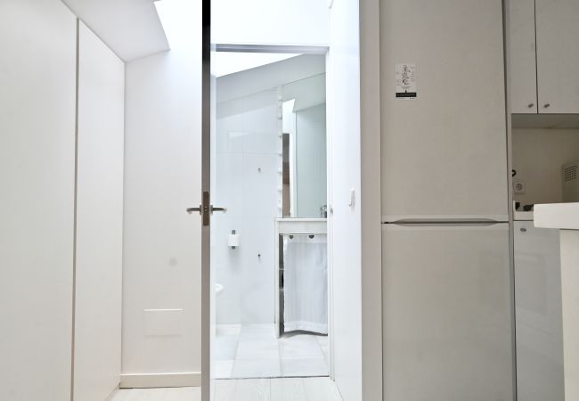 Apartment in Madrid - Apartamento con encanto a pocos metros de Puerta del Sol Apartment in Madrid - Apartamento con encanto a pocos metros de Puerta del Sol