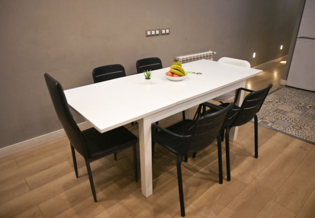 Apartment in Madrid - Spacious three-bedroom home in La Latina Apartment in Madrid - Spacious three-bedroom home in La Latina