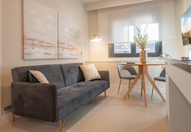 Apartment in Madrid - M (DEL29) Almudena: Your urban getaway with a park feel Apartment in Madrid - M (DEL29) Almudena: Your urban getaway with a park feel
