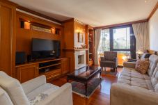 Apartment in Gramado - 3 Suítes no Centro de Gramado (500m da R Coberta