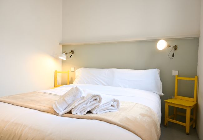 Apartment in Madrid -  Charming 2-bedroom apartment: Experience authentic Madrid life in your own space Apartment in Madrid -  Charming 2-bedroom apartment: Experience authentic Madrid life in your own space