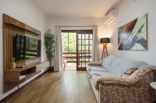 Apartment in Gramado - 1 Dormitório Acolhedor a 80m do Lago Negro