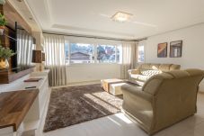 Apartment in Gramado - Apto Amplo 3D (1 suíte), a 400m da R Coberta!