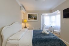 Apartment in Gramado - DUPLEX, 4 suítes, 2 vagas no coração de Gramado