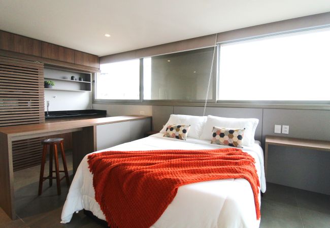 Studio in São Paulo - Apto nos Jardins com Ar/Wifi/Piscina Studio in São Paulo - Apto nos Jardins com Ar/Wifi/Piscina