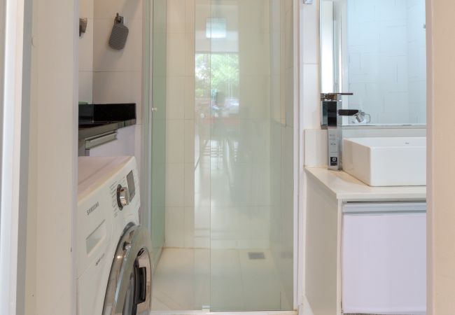 Apartment in Rio de Janeiro - Ramos502|Studio funcional no coração de Copacabana Apartment in Rio de Janeiro - Ramos502|Studio funcional no coração de Copacabana