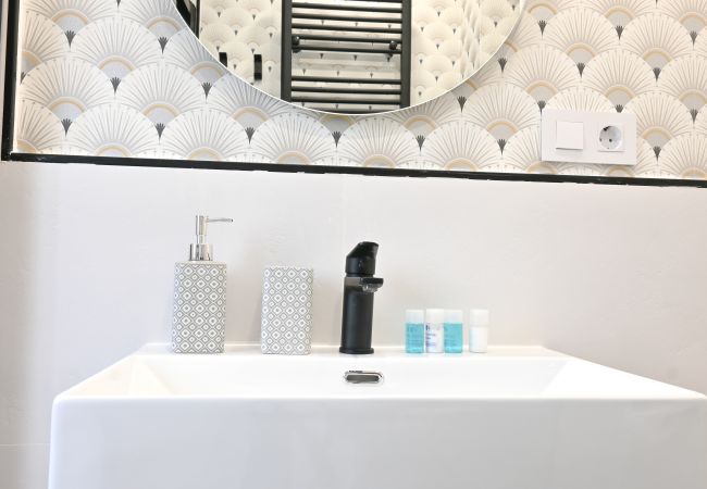 Apartment in Madrid - Amplia Casa de 3 Dormitorios: Vive la Naturaleza a Pasos de Casa y Campo Apartment in Madrid - Amplia Casa de 3 Dormitorios: Vive la Naturaleza a Pasos de Casa y Campo