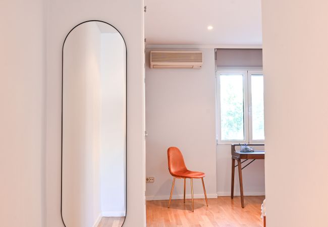 Apartment in Madrid - Spacious Three Bedroom Apartment a few minutes from the Bernabeu in Madrid  Apartment in Madrid - Spacious Three Bedroom Apartment a few minutes from the Bernabeu in Madrid