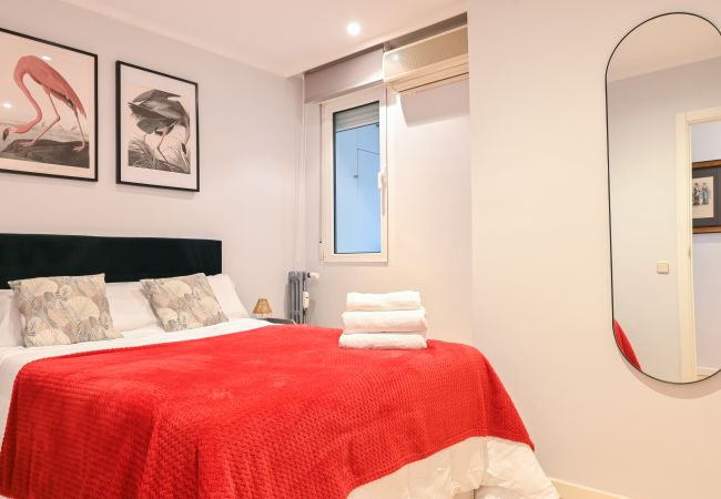 Apartment in Madrid - Spacious Three Bedroom Apartment a few minutes from the Bernabeu in Madrid  Apartment in Madrid - Spacious Three Bedroom Apartment a few minutes from the Bernabeu in Madrid