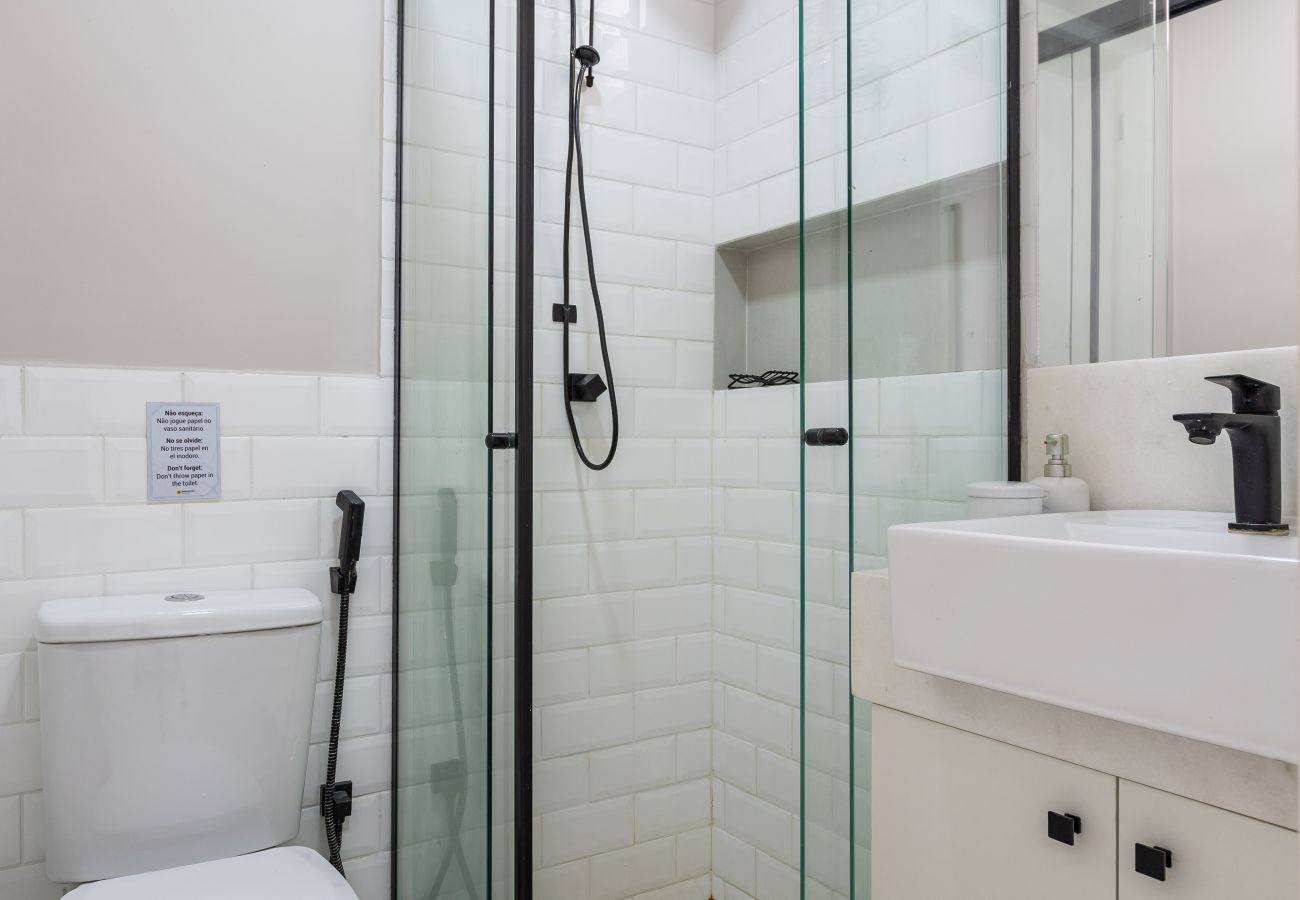 Apartment in Rio de Janeiro - 10 minutes from Flamengo Beach, next to the subway | CT404 Apartment in Rio de Janeiro - 10 minutes from Flamengo Beach, next to the subway | CT404