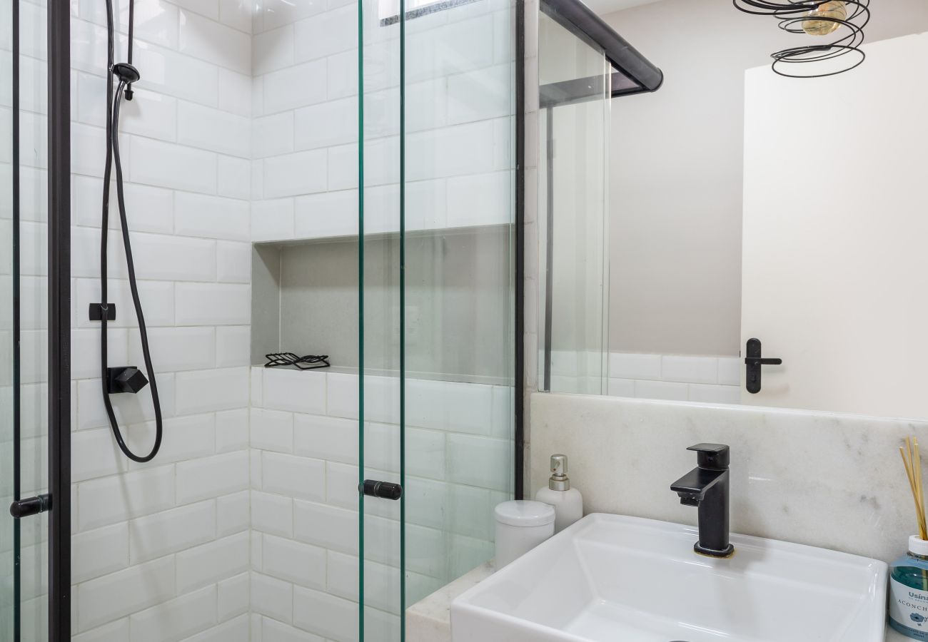 Apartment in Rio de Janeiro - 10 minutes from Flamengo Beach, next to the subway | CT404 Apartment in Rio de Janeiro - 10 minutes from Flamengo Beach, next to the subway | CT404