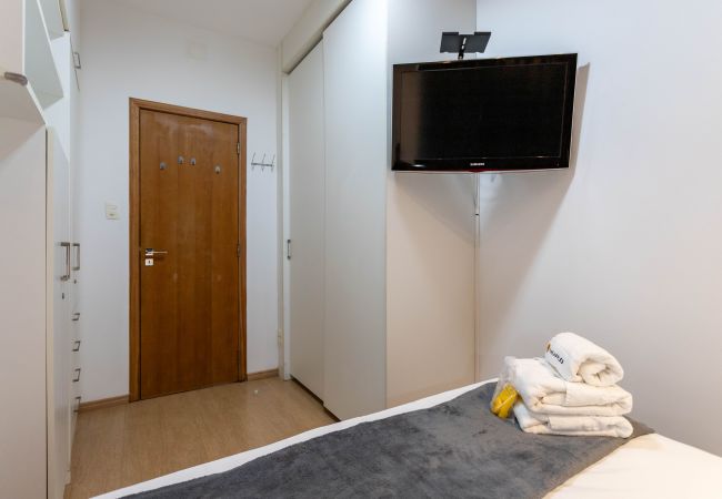 Apartment in Rio de Janeiro - 7 minutes from Copacabana beach | STC504 Apartment in Rio de Janeiro - 7 minutes from Copacabana beach | STC504