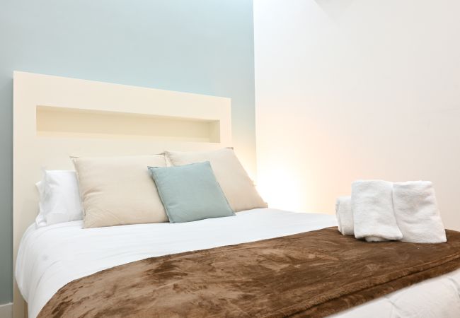 Studio in Madrid - Central and Bright Apartment in Madrid  Studio in Madrid - Central and Bright Apartment in Madrid