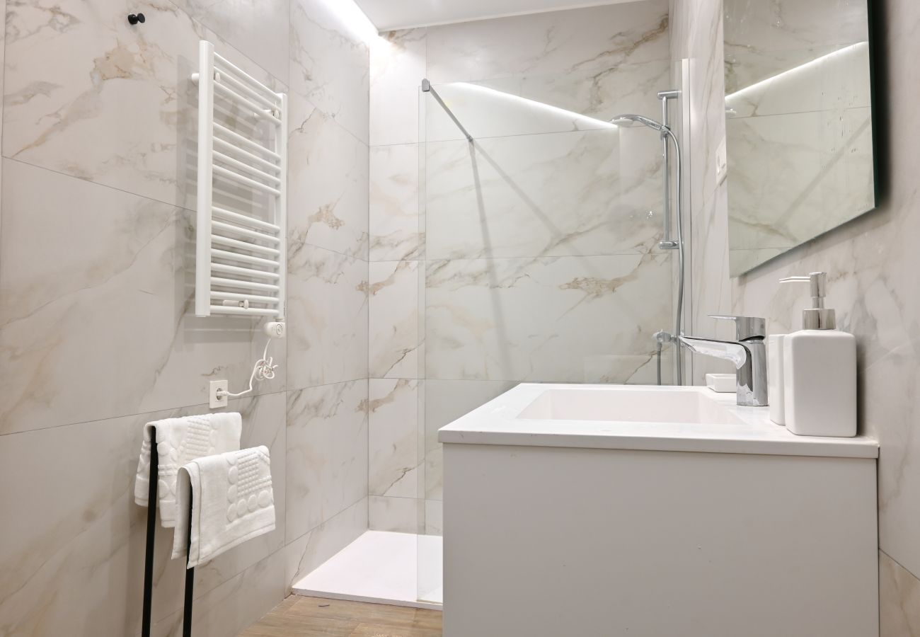 Studio in Madrid - Central and Bright Apartment in Madrid  Studio in Madrid - Central and Bright Apartment in Madrid