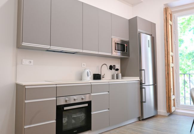Studio in Madrid - Central and Bright Duplex Studio in Madrid  Studio in Madrid - Central and Bright Duplex Studio in Madrid