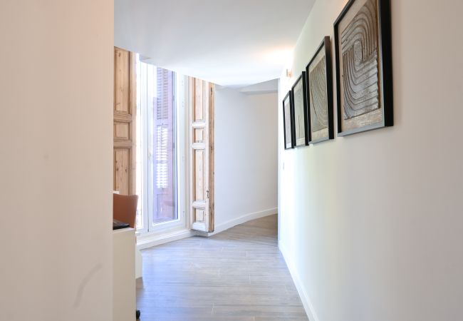 Studio in Madrid - Central and Bright Duplex Studio in Madrid  Studio in Madrid - Central and Bright Duplex Studio in Madrid