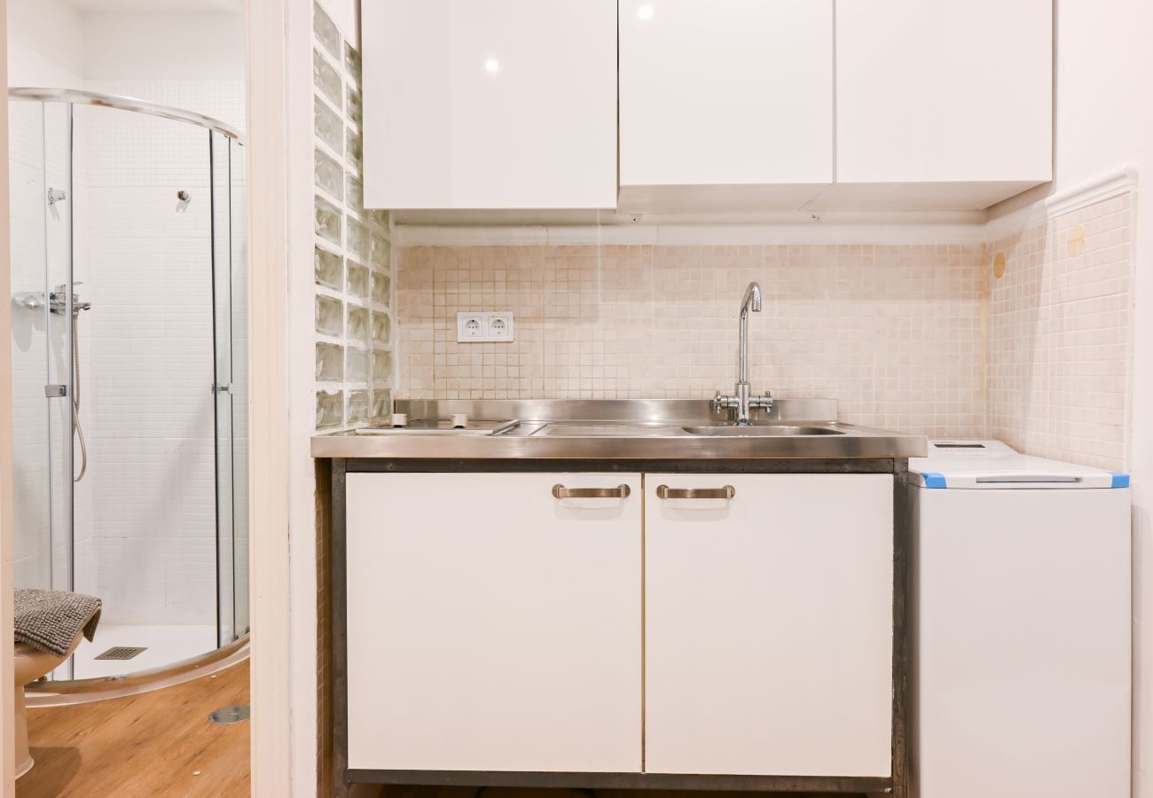 Studio in Madrid - Lindo studio in barrio Justicia SLR16 Studio in Madrid - Lindo studio in barrio Justicia SLR16