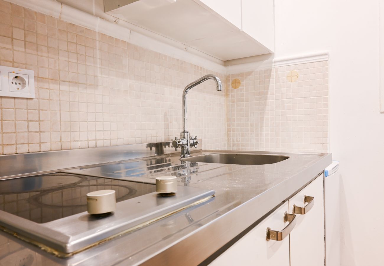 Studio in Madrid - Lindo studio in barrio Justicia SLR16 Studio in Madrid - Lindo studio in barrio Justicia SLR16