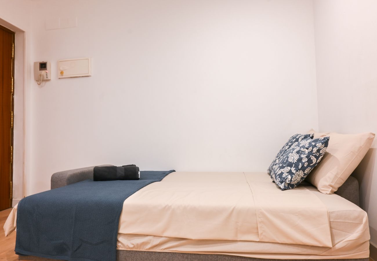 Studio in Madrid - Lindo studio in barrio Justicia SLR16 Studio in Madrid - Lindo studio in barrio Justicia SLR16