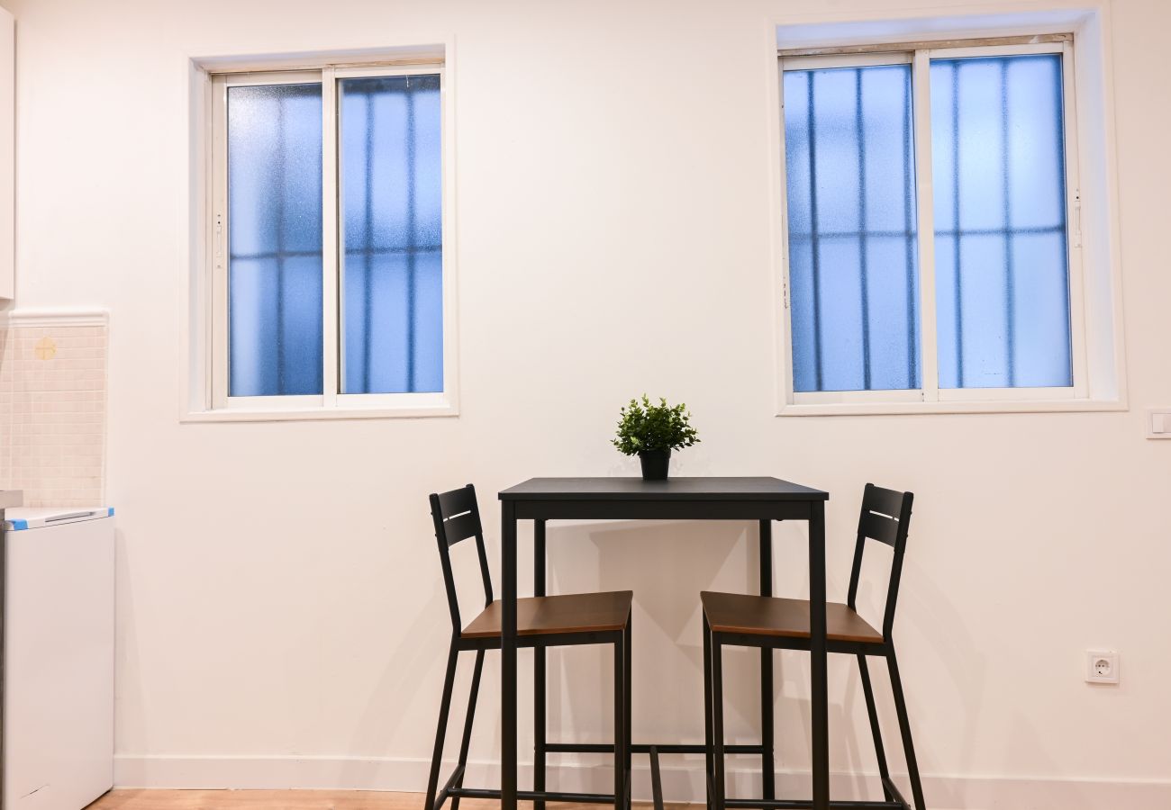 Studio in Madrid - Lindo studio in barrio Justicia SLR16 Studio in Madrid - Lindo studio in barrio Justicia SLR16