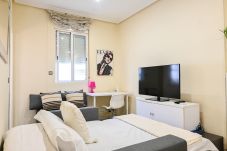 Apartment in Madrid - Cozy two-bedroom apartment in Delicias 