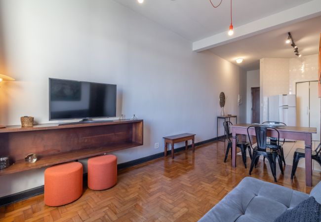 Apartment in São Paulo - Apartamento Amplo Prox HC São Paulo  Apartment in São Paulo - Apartamento Amplo Prox HC São Paulo