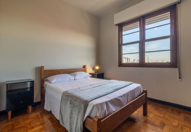 Apartment in São Paulo - Apartamento Amplo Prox HC São Paulo  Apartment in São Paulo - Apartamento Amplo Prox HC São Paulo