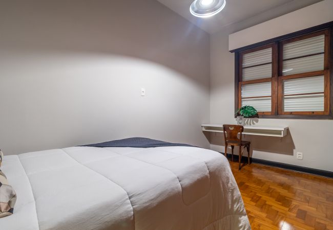 Apartment in São Paulo - Apartamento Amplo Prox HC São Paulo  Apartment in São Paulo - Apartamento Amplo Prox HC São Paulo