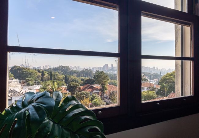 Apartment in São Paulo - Apartamento Amplo Prox HC São Paulo  Apartment in São Paulo - Apartamento Amplo Prox HC São Paulo