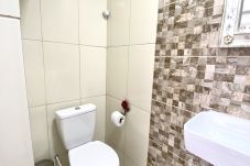 Rent by room in Cabo Frio - Pousada 1 minute from the beach | UNR 7