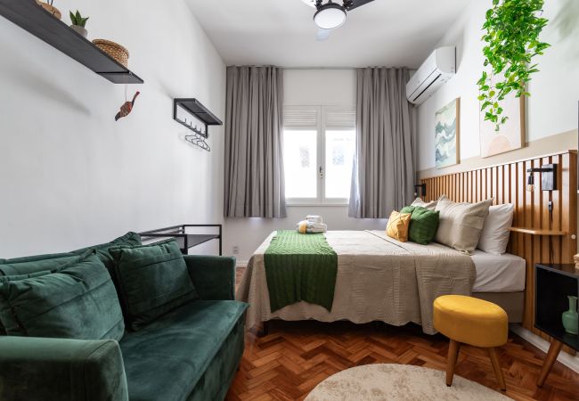 Studio in Rio de Janeiro - 3 minutes from Copacabana beach | RD1205 Studio in Rio de Janeiro - 3 minutes from Copacabana beach | RD1205