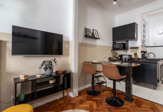 Studio in Rio de Janeiro - 3 minutes from Copacabana beach | RD1205 Studio in Rio de Janeiro - 3 minutes from Copacabana beach | RD1205