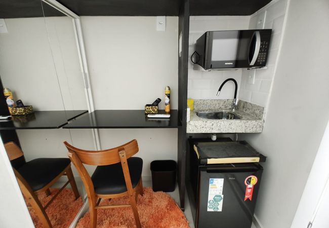 Studio in Rio de Janeiro - Hum202D|studio 10 m² no Leblon a 5 min da praia  Studio in Rio de Janeiro - Hum202D|studio 10 m² no Leblon a 5 min da praia