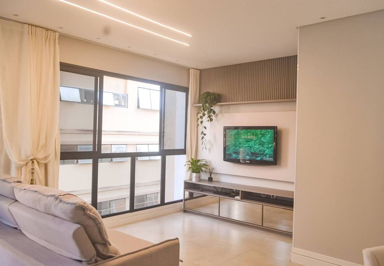 Apartment in Itapema - Ótimo apto com WiFi à 550m do mar em Itapema/SC