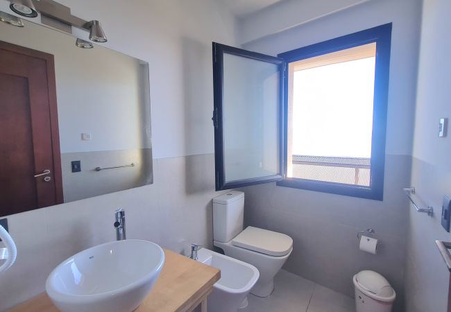 Studio in San Carlos de Bariloche - Swiss IV flat with an impressive Nahuel Huapi lake view Studio in San Carlos de Bariloche - Swiss IV flat with an impressive Nahuel Huapi lake view