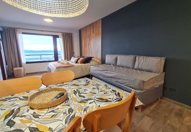 Studio in San Carlos de Bariloche - Swiss IV flat with an impressive Nahuel Huapi lake view Studio in San Carlos de Bariloche - Swiss IV flat with an impressive Nahuel Huapi lake view
