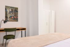 Apartment in Madrid - Lovely bedroom apartment in Carabanchel 