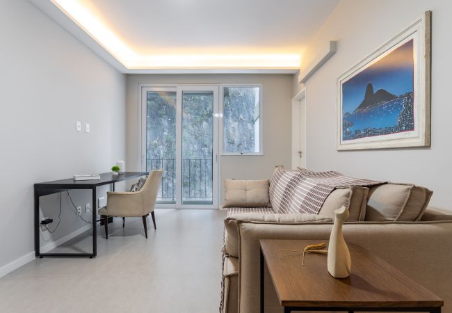 Apartment in Rio de Janeiro - Charming 9 minutes from Botafogo Beach | MRF1307 Apartment in Rio de Janeiro - Charming 9 minutes from Botafogo Beach | MRF1307