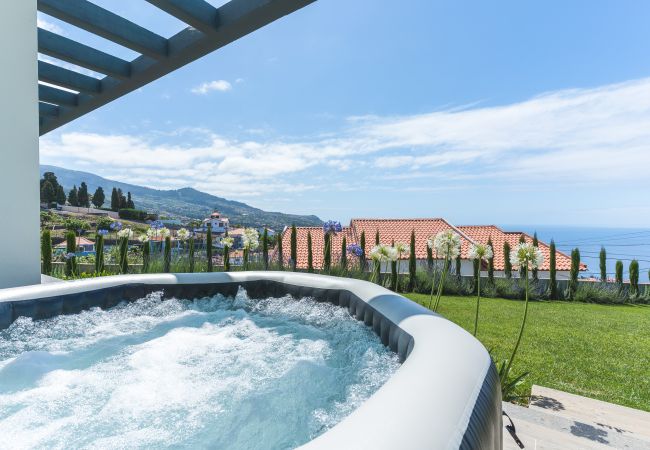 Villa/Dettached house in Estreito Calheta - Sapphire Sands by Atlantic Holiday