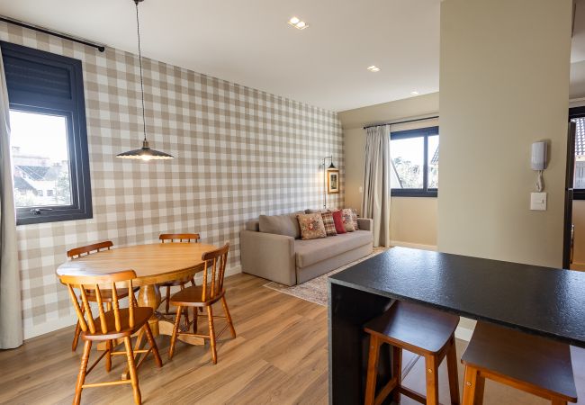  in Gramado - Luxuoso apartamento no centro, a 400m da Rua Coberta