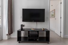 Apartment in Rio de Janeiro - 5 minutes from Copacabana beach | NSC1003