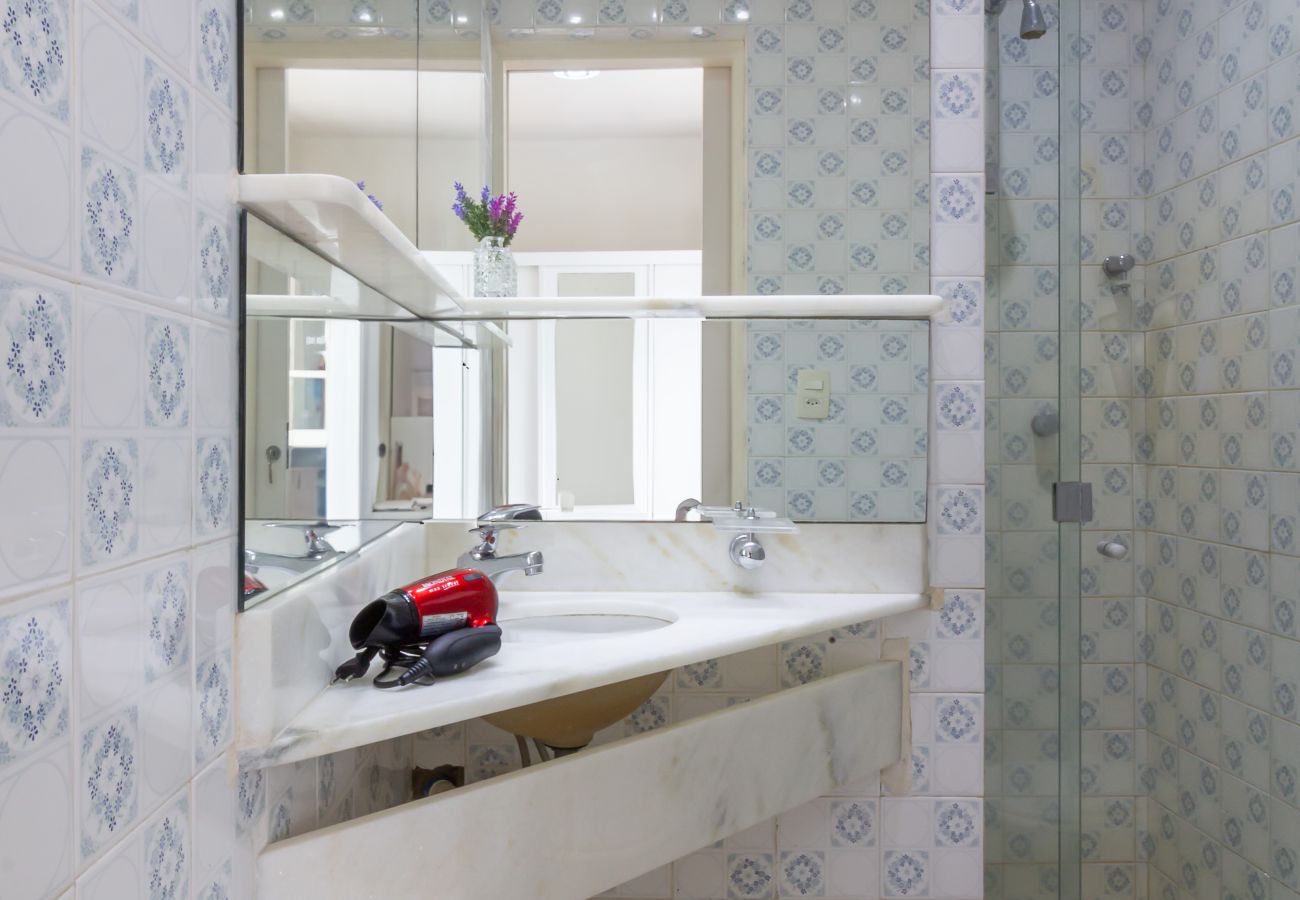 Apartment in Rio de Janeiro - Close to the underground and 10 minutes from the beach | MFB302 Apartment in Rio de Janeiro - Close to the underground and 10 minutes from the beach | MFB302