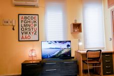 Studio in Madrid - Enchanting life a few minutes from the Lavapies metro station 