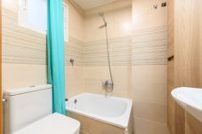 Studio in Madrid - Enchanting life a few minutes from the Lavapies metro station 