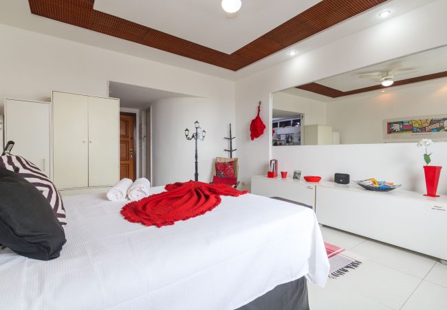 Apartment in Rio de Janeiro - MAG1415 | Studio em Copacabana à 500m da praia  Apartment in Rio de Janeiro - MAG1415 | Studio em Copacabana à 500m da praia