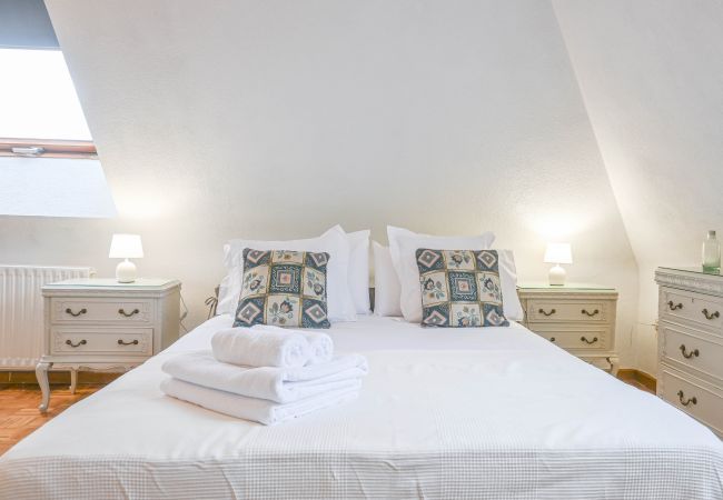 Apartment in Madrid - Duplex Penthouse with Spectacular Park Views in Tetuán Apartment in Madrid - Duplex Penthouse with Spectacular Park Views in Tetuán