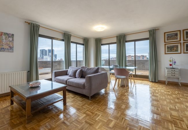  in Madrid - Duplex Penthouse with Spectacular Park Views in Tetuán